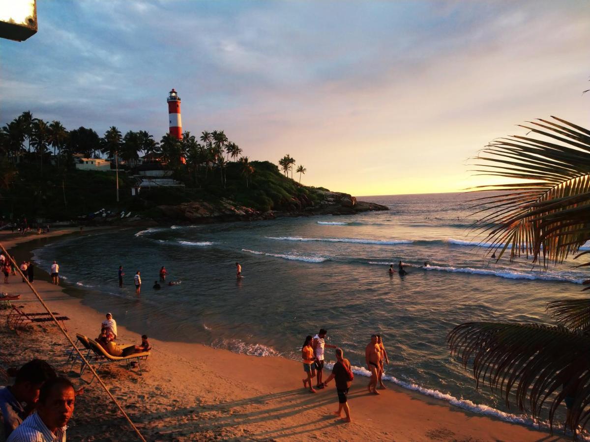 Orion Seaview Beach Hotel Kovalam Exterior foto
